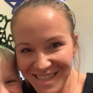 Meet your Posher, Sherry